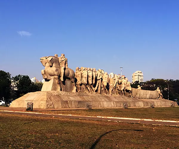 Foto de Monumento às Bandeiras