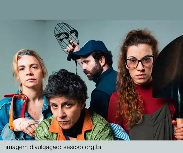 Foto de Raiva – nós temos um cão que morde