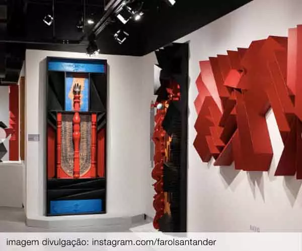 Foto de Emanoel Araujo – Embates Construtivos