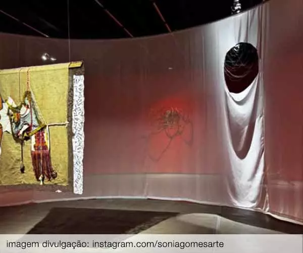 Foto de Sonia Gomes – Barroco, mesmo